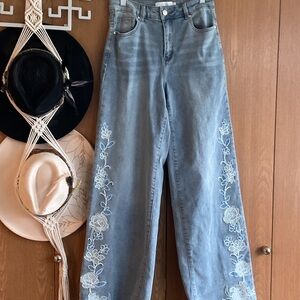 Light Blue Embroidered Wide-Leg Women’s Jeans